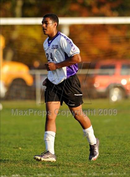 Thumbnail 2 in Islip vs Hauppauge photogallery.