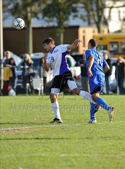 Thumbnail 1 in Islip vs Hauppauge photogallery.