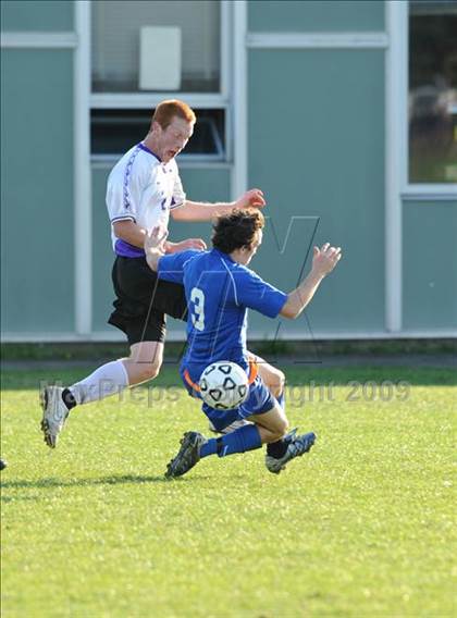 Thumbnail 2 in Islip vs Hauppauge photogallery.