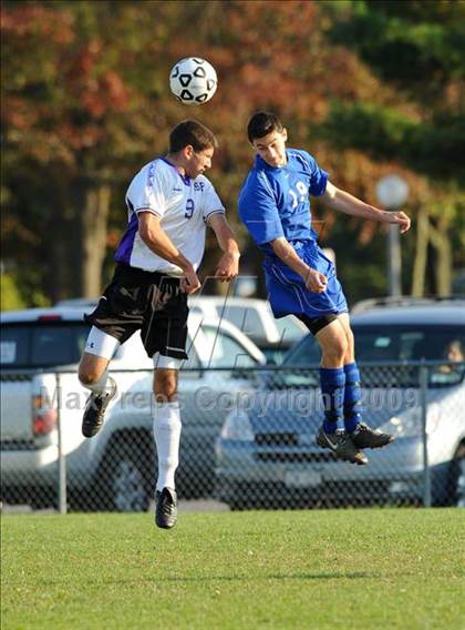 Thumbnail 3 in Islip vs Hauppauge photogallery.