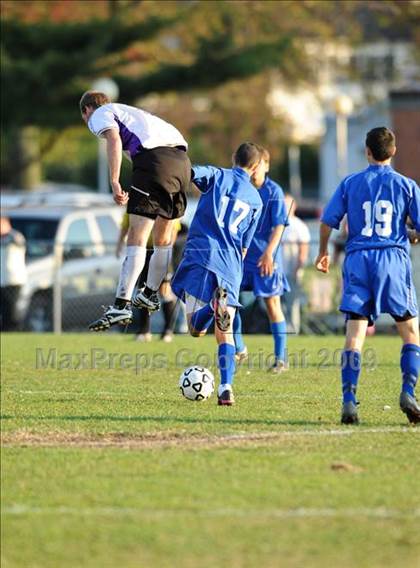 Thumbnail 1 in Islip vs Hauppauge photogallery.