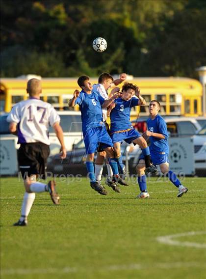 Thumbnail 3 in Islip vs Hauppauge photogallery.