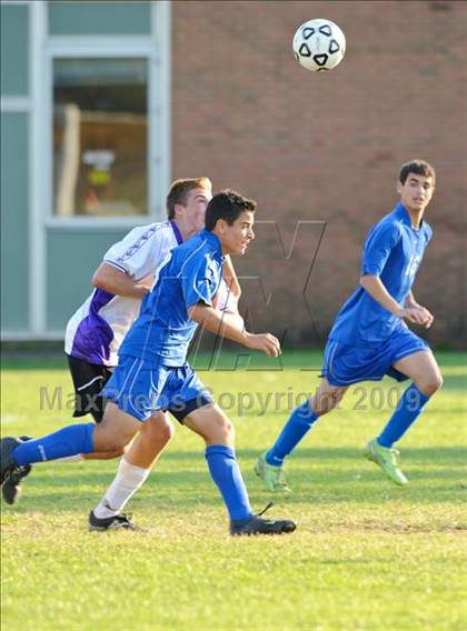 Thumbnail 1 in Islip vs Hauppauge photogallery.