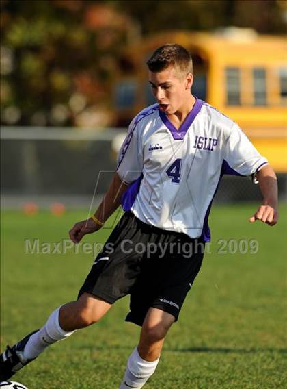 Thumbnail 2 in Islip vs Hauppauge photogallery.