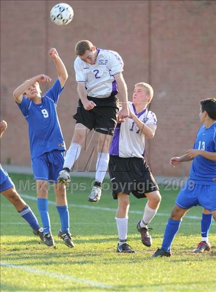 Thumbnail 2 in Islip vs Hauppauge photogallery.