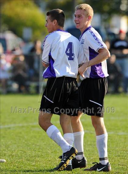 Thumbnail 3 in Islip vs Hauppauge photogallery.