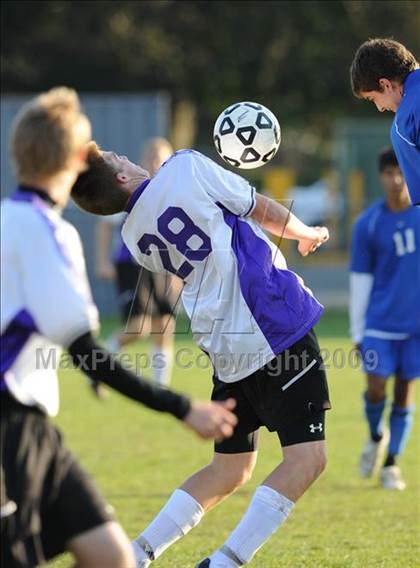 Thumbnail 2 in Islip vs Hauppauge photogallery.
