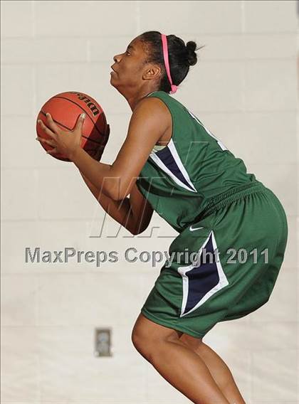 Thumbnail 3 in Overland vs. Chaparral (5A Round 1 Playoff) photogallery.