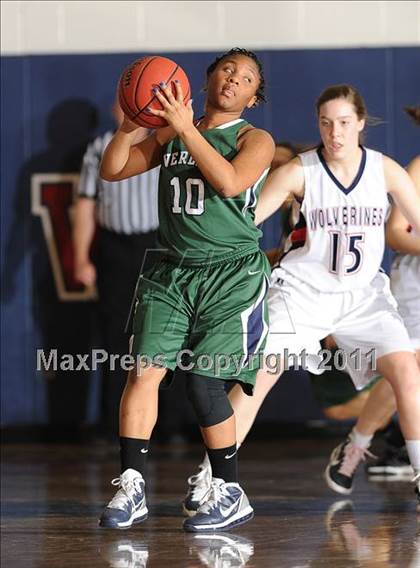 Thumbnail 3 in Overland vs. Chaparral (5A Round 1 Playoff) photogallery.