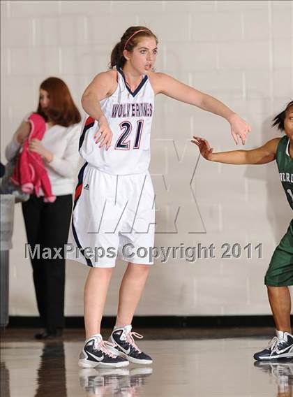Thumbnail 3 in Overland vs. Chaparral (5A Round 1 Playoff) photogallery.