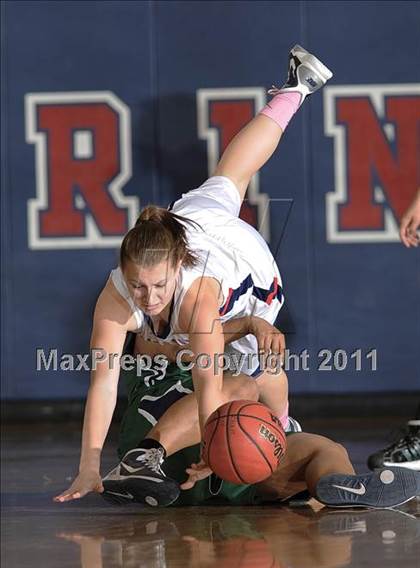Thumbnail 1 in Overland vs. Chaparral (5A Round 1 Playoff) photogallery.