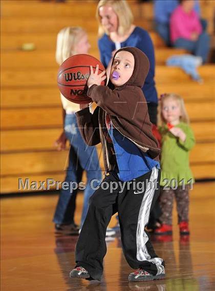 Thumbnail 1 in Overland vs. Chaparral (5A Round 1 Playoff) photogallery.