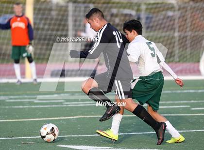 Thumbnail 3 in El Camino @ Monterey Trail photogallery.