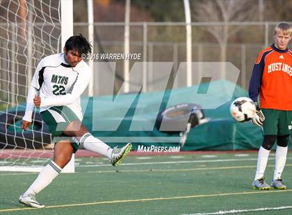 Thumbnail 3 in El Camino @ Monterey Trail photogallery.