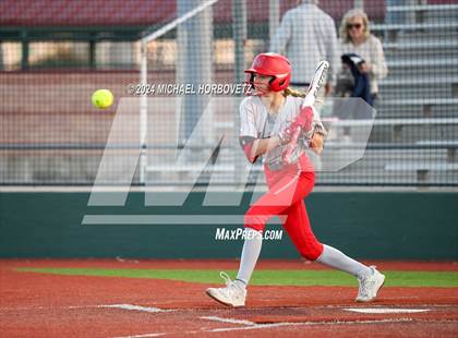 Thumbnail 2 in Marcus vs. Allen (Allen Tournament) photogallery.