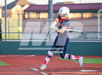 Thumbnail 1 in Marcus vs. Allen (Allen Tournament) photogallery.