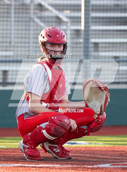 Thumbnail 2 in Marcus vs. Allen (Allen Tournament) photogallery.