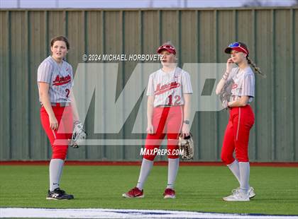 Thumbnail 3 in Marcus vs. Allen (Allen Tournament) photogallery.