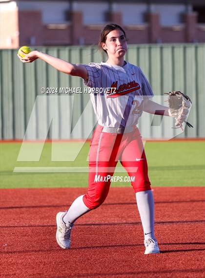 Thumbnail 1 in Marcus vs. Allen (Allen Tournament) photogallery.