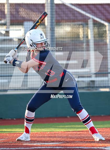 Thumbnail 1 in Marcus vs. Allen (Allen Tournament) photogallery.