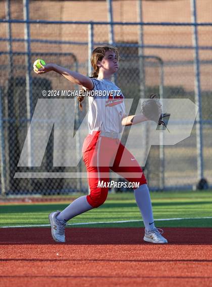 Thumbnail 1 in Marcus vs. Allen (Allen Tournament) photogallery.