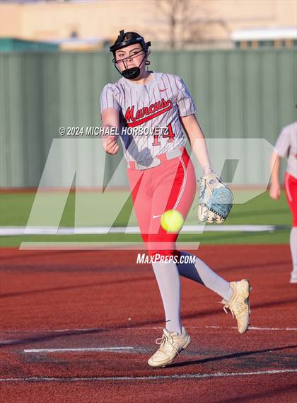 Thumbnail 2 in Marcus vs. Allen (Allen Tournament) photogallery.