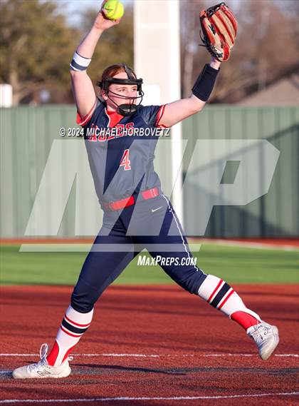 Thumbnail 1 in Marcus vs. Allen (Allen Tournament) photogallery.