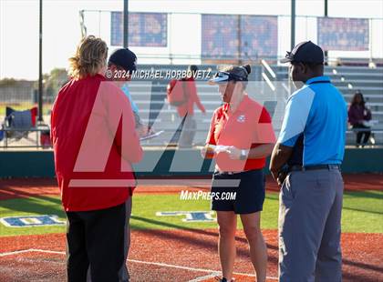 Thumbnail 2 in Marcus vs. Allen (Allen Tournament) photogallery.