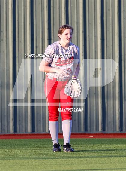 Thumbnail 2 in Marcus vs. Allen (Allen Tournament) photogallery.