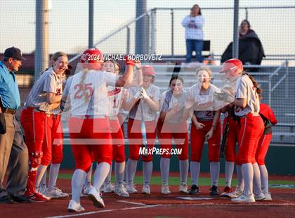 Thumbnail 3 in Marcus vs. Allen (Allen Tournament) photogallery.