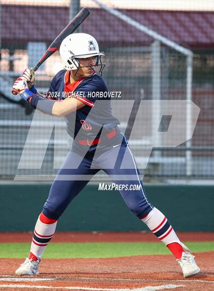 Thumbnail 1 in Marcus vs. Allen (Allen Tournament) photogallery.