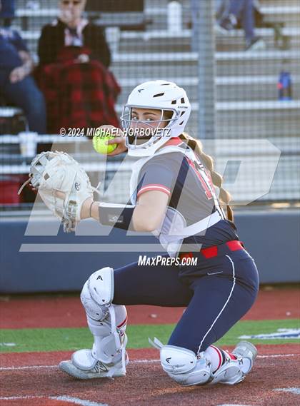 Thumbnail 1 in Marcus vs. Allen (Allen Tournament) photogallery.