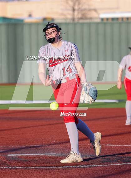 Thumbnail 1 in Marcus vs. Allen (Allen Tournament) photogallery.