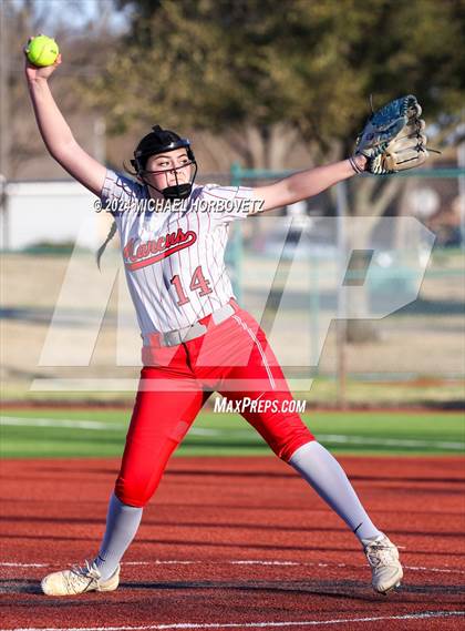 Thumbnail 1 in Marcus vs. Allen (Allen Tournament) photogallery.