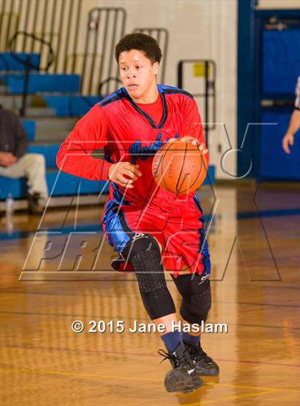 Thumbnail 3 in Peekskill vs Putnam Valley (Putnam Challenge) photogallery.