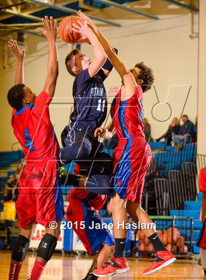 Thumbnail 2 in Peekskill vs Putnam Valley (Putnam Challenge) photogallery.