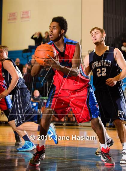 Thumbnail 3 in Peekskill vs Putnam Valley (Putnam Challenge) photogallery.