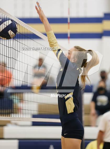 Thumbnail 2 in Olney vs Perrin-Whitt photogallery.