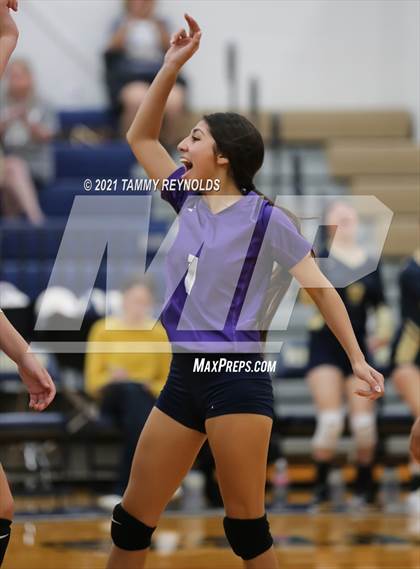 Thumbnail 2 in Olney vs Perrin-Whitt photogallery.
