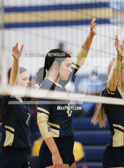Thumbnail 3 in Olney vs Perrin-Whitt photogallery.
