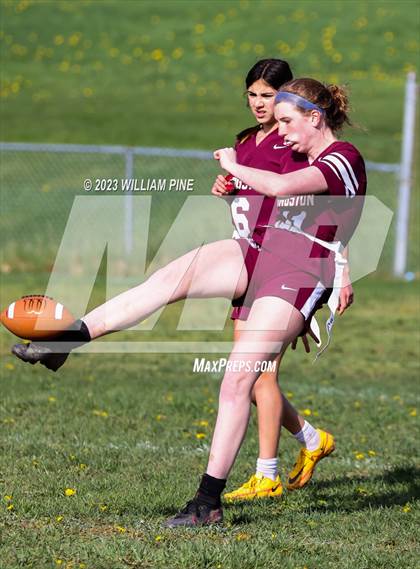 Thumbnail 3 in Saugerties @ Kingston photogallery.