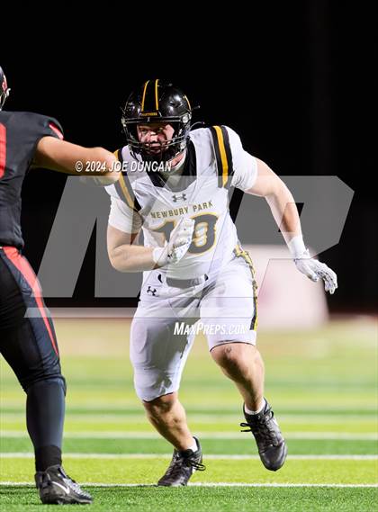 Thumbnail 3 in San Clemente vs Newbury Park (CIF SS D2 Quarter Final) photogallery.