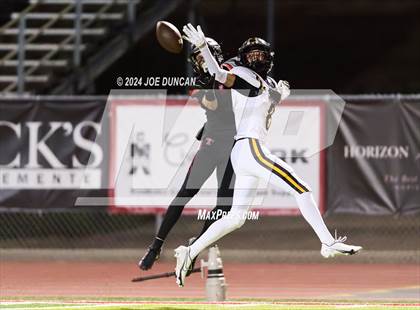 Thumbnail 2 in San Clemente vs Newbury Park (CIF SS D2 Quarter Final) photogallery.