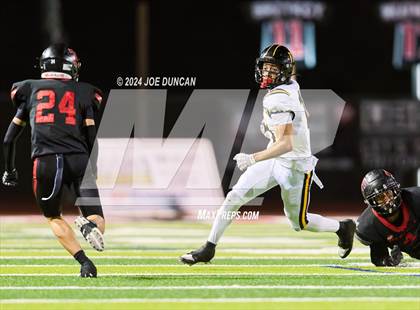 Thumbnail 2 in San Clemente vs Newbury Park (CIF SS D2 Quarter Final) photogallery.