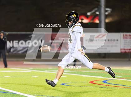 Thumbnail 3 in San Clemente vs Newbury Park (CIF SS D2 Quarter Final) photogallery.