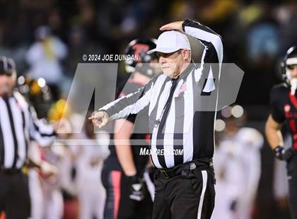 Thumbnail 2 in San Clemente vs Newbury Park (CIF SS D2 Quarter Final) photogallery.