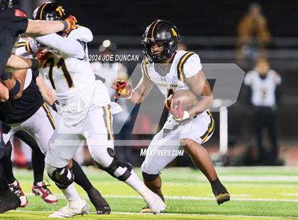 Thumbnail 3 in San Clemente vs Newbury Park (CIF SS D2 Quarter Final) photogallery.