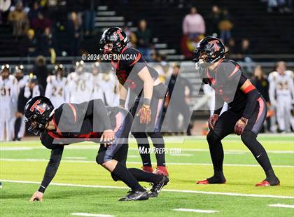 Thumbnail 2 in San Clemente vs Newbury Park (CIF SS D2 Quarter Final) photogallery.