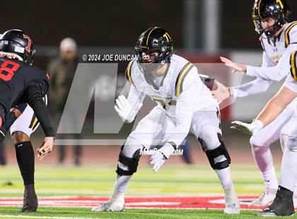Thumbnail 2 in San Clemente vs Newbury Park (CIF SS D2 Quarter Final) photogallery.