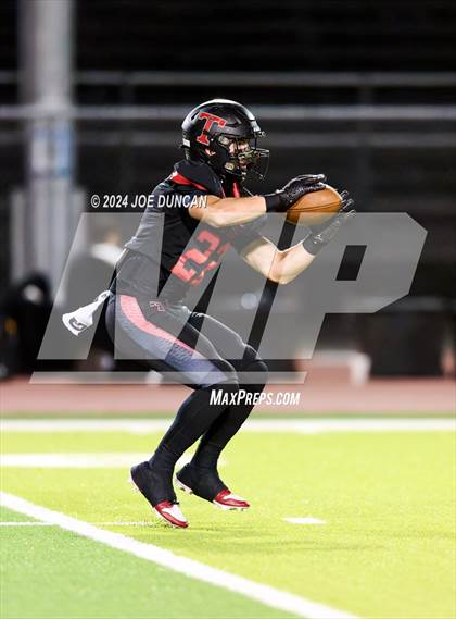 Thumbnail 2 in San Clemente vs Newbury Park (CIF SS D2 Quarter Final) photogallery.